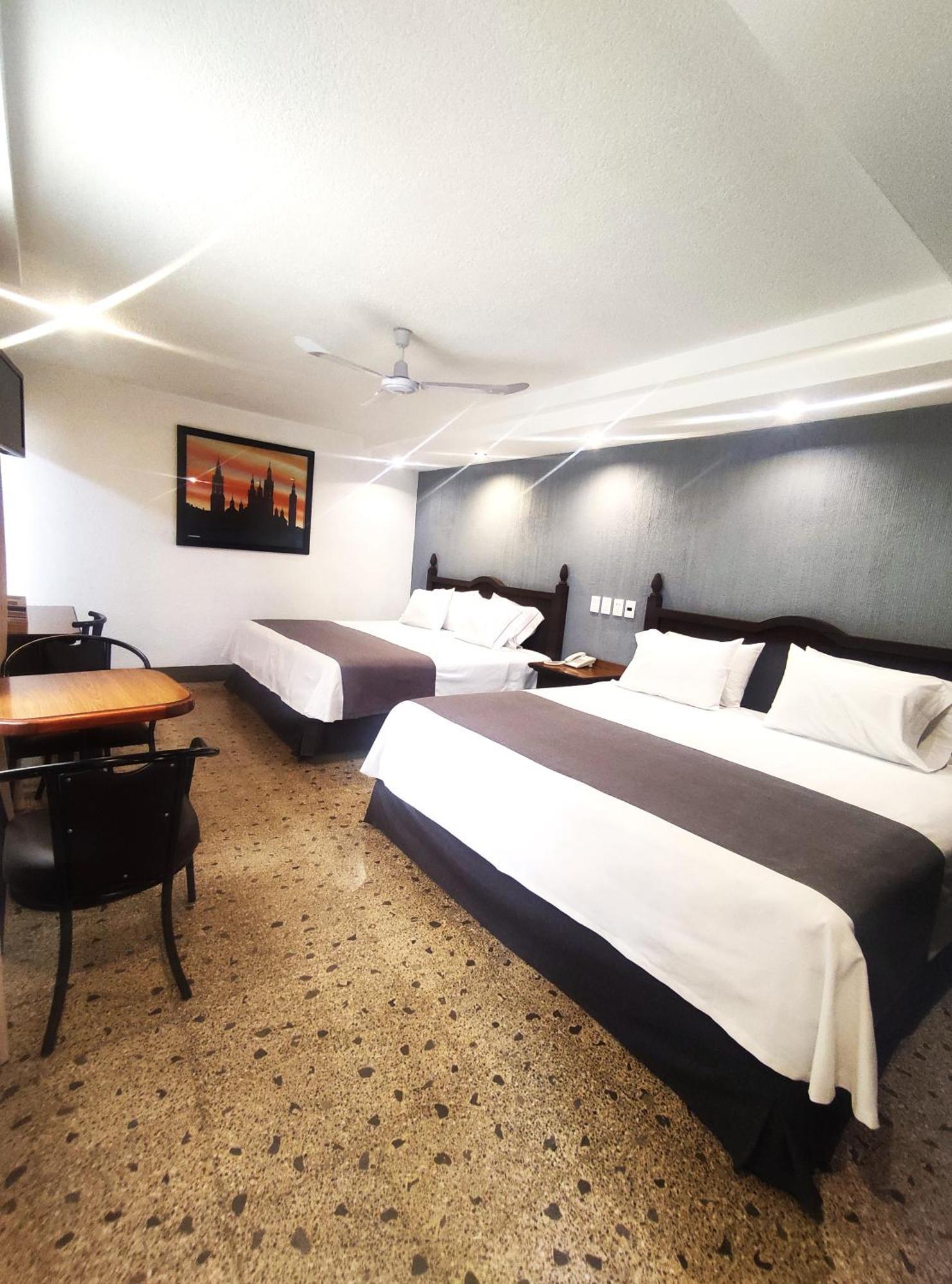 Hotel Habana เม็กซิโกซิตี้ ภายนอก รูปภาพ